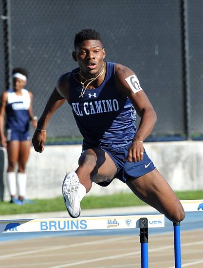 Warriors Compete in UCLA Legends Invitational and Continue to Improve Their Records